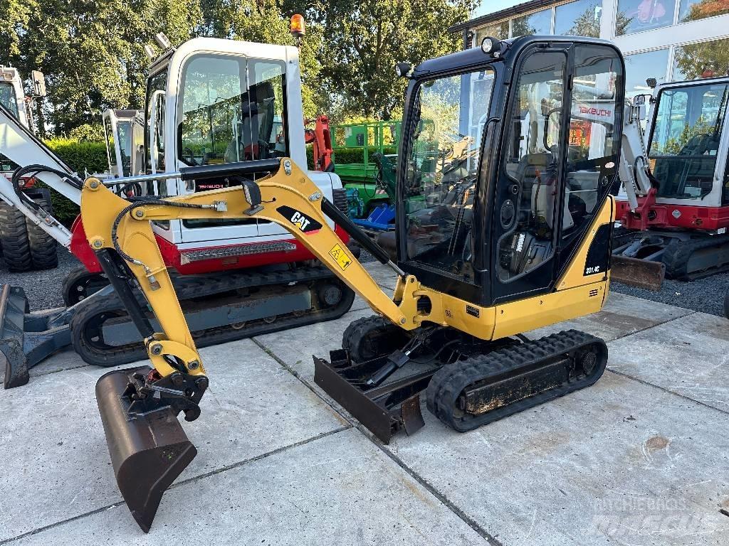 CAT 301.4 C ミニ油圧ショベル 7t以下（ミニユンボ・ミニディガー）