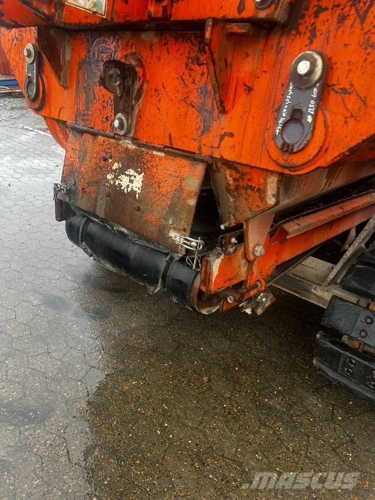 Arjes Impaktor 250 自走式クラッシャー