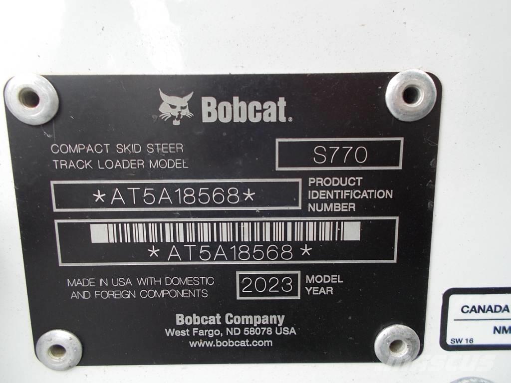 Bobcat S770 スキッドステアローダー