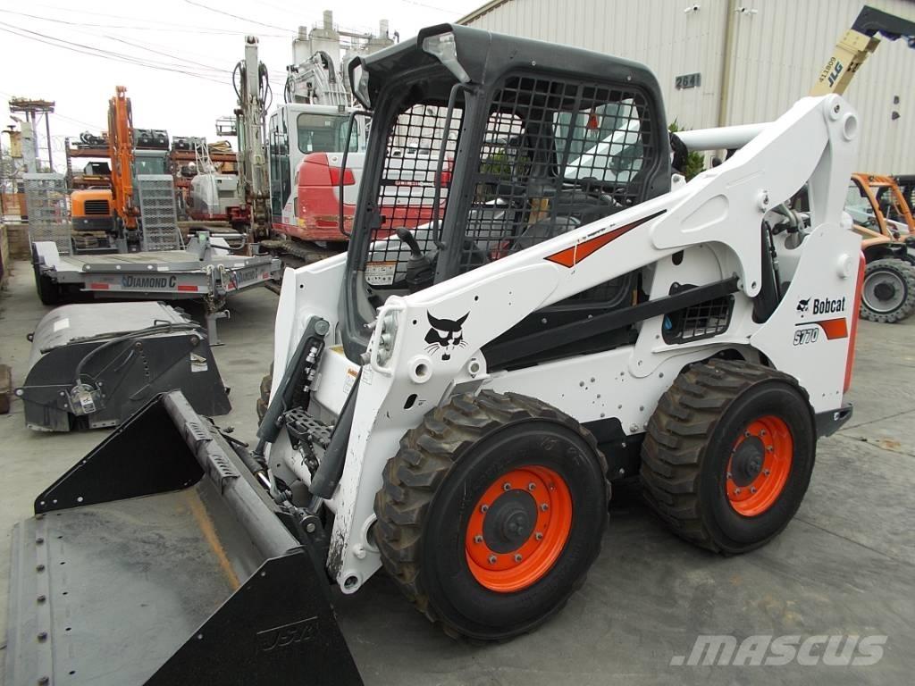 Bobcat S770 スキッドステアローダー