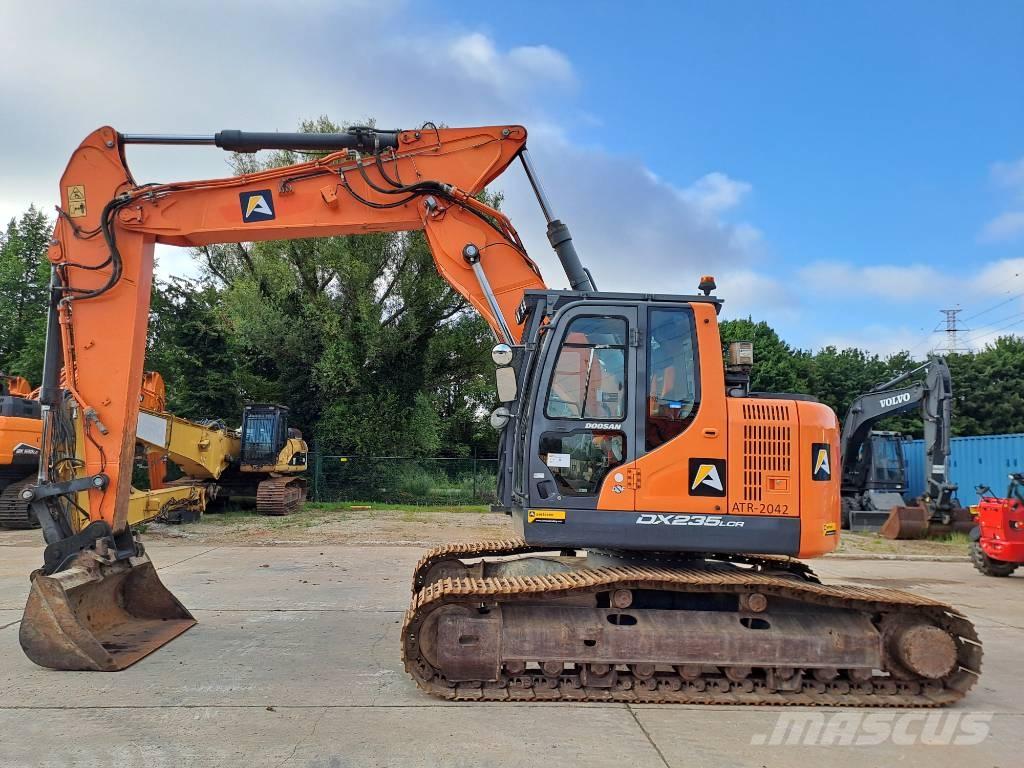 Doosan DX 235 LCR-5 大型油圧ショベル12t以上（パワーショベル・ユンボ）