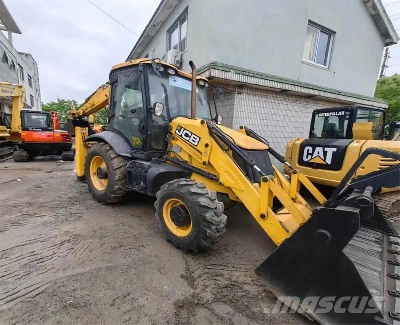 JCB 3CX バックホーローダー