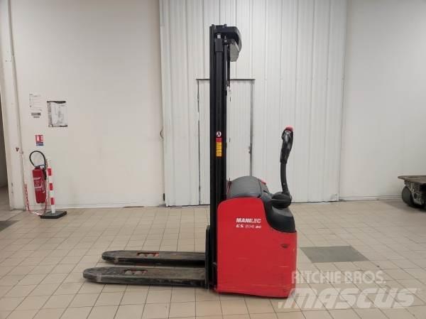Manitou ES614 AC 自走式スタッカー