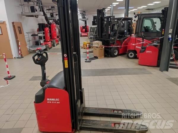 Manitou ES614 AC 自走式スタッカー