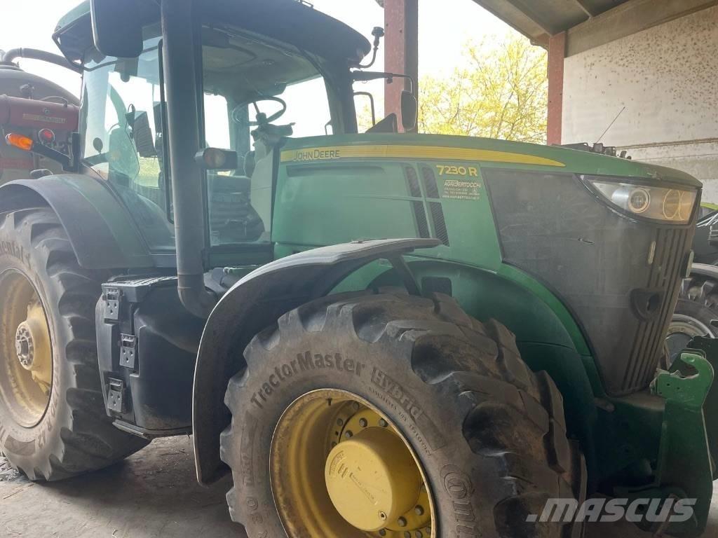 John Deere 7230 R トラクター