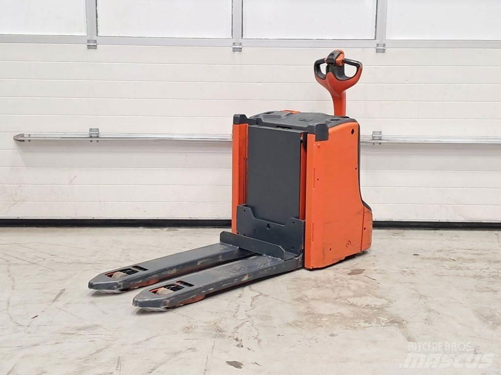 Linde T16L ローリフト
