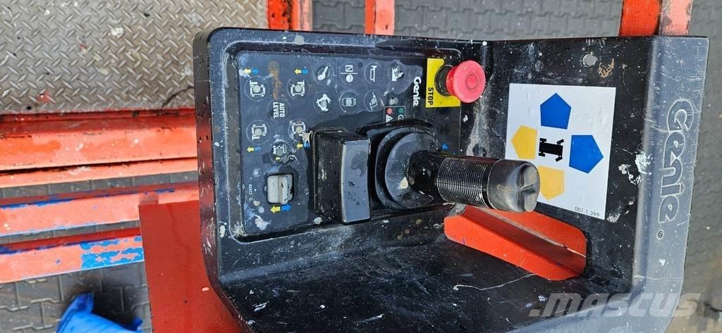 Genie GS 2668 RT シザースリフト