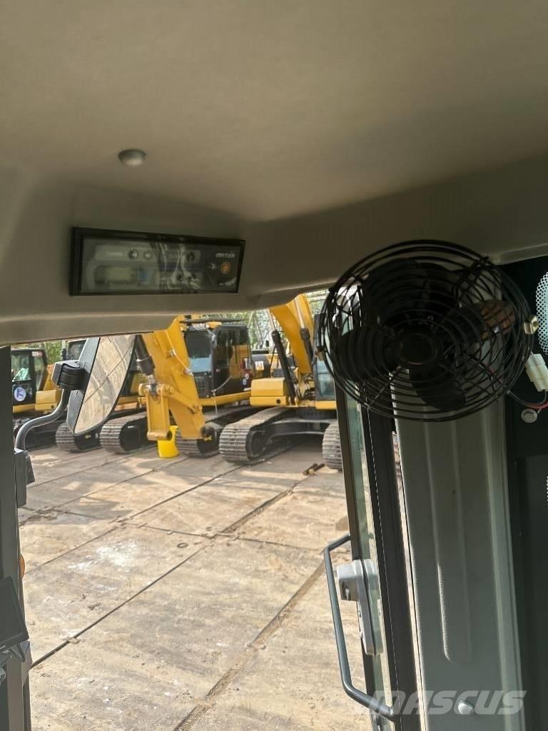 JCB 3 CX バックホーローダー