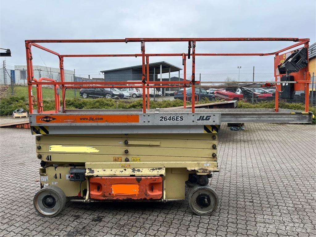 JLG 2646 ES シザースリフト