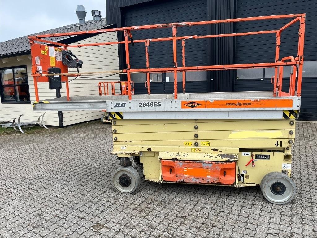 JLG 2646 ES シザースリフト