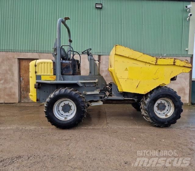 Wacker Neuson DW 90 サイト　ダンプ
