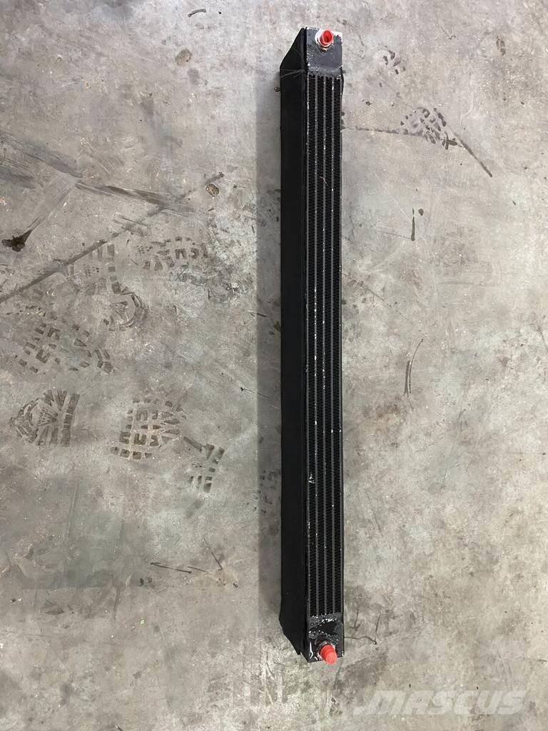 Liebherr A934C ラジエター