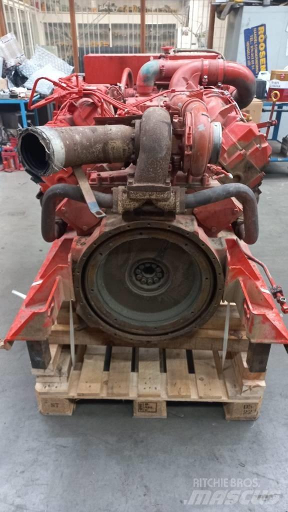 Deutz BF6M1015C エンジン