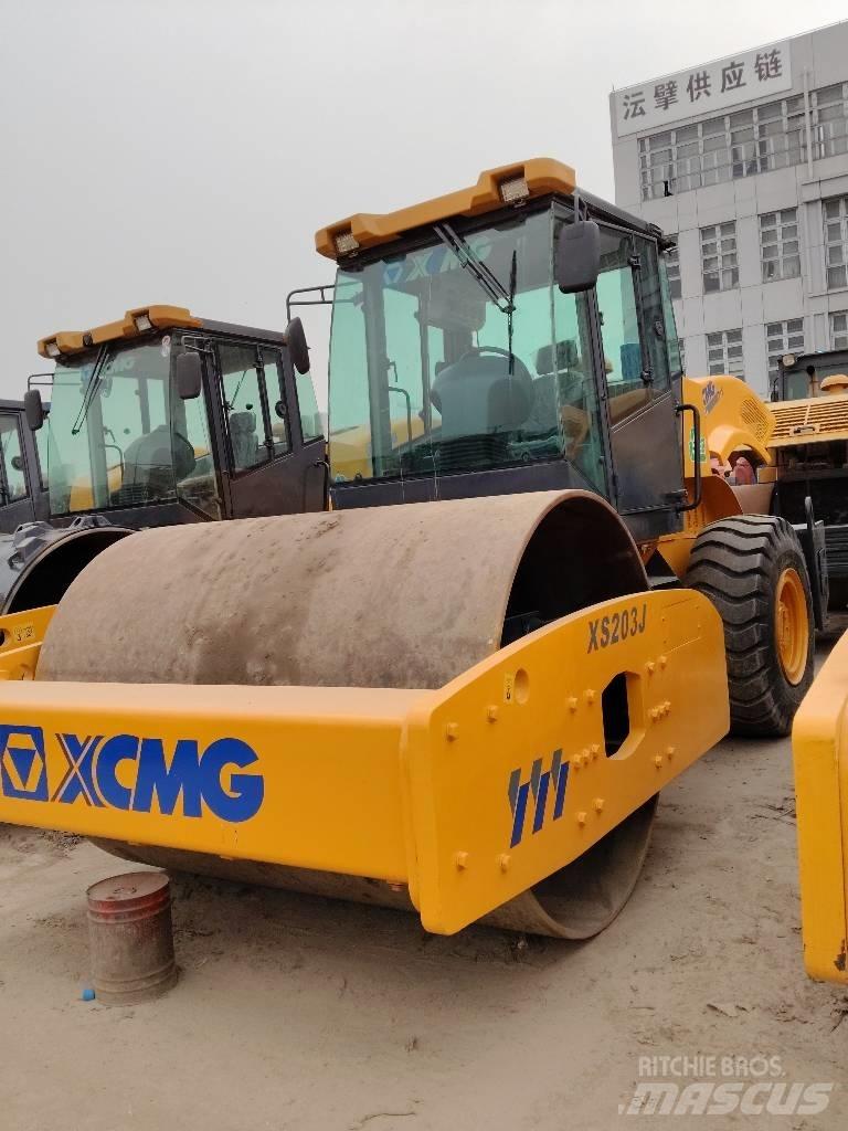 XCMG XS 203 J 振動ローラ