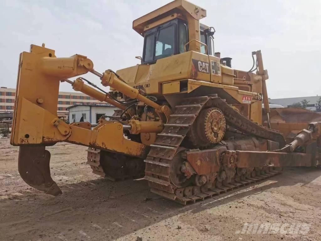 CAT D 9 R ブルドーザー