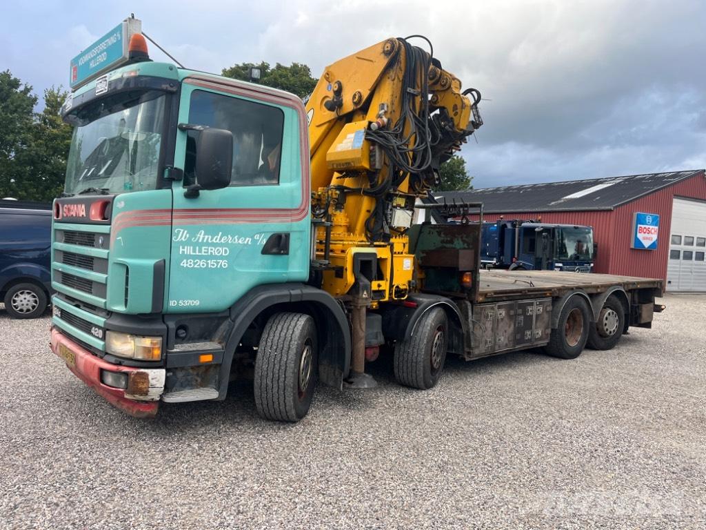 Scania 124 G 420 クレーントラック、ユニック車