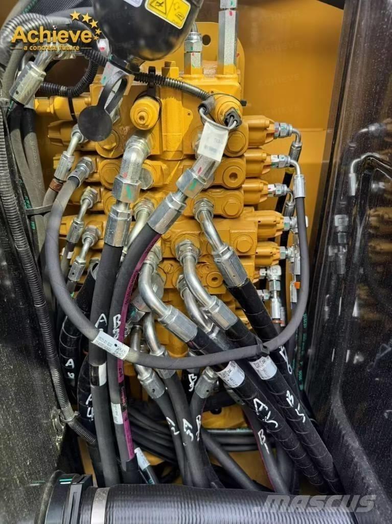CAT 305.5 E CR ミニ油圧ショベル 7t以下（ミニユンボ・ミニディガー）