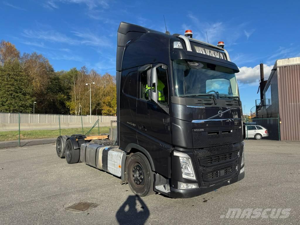 Volvo FH 550 キャブ付きシャーシ
