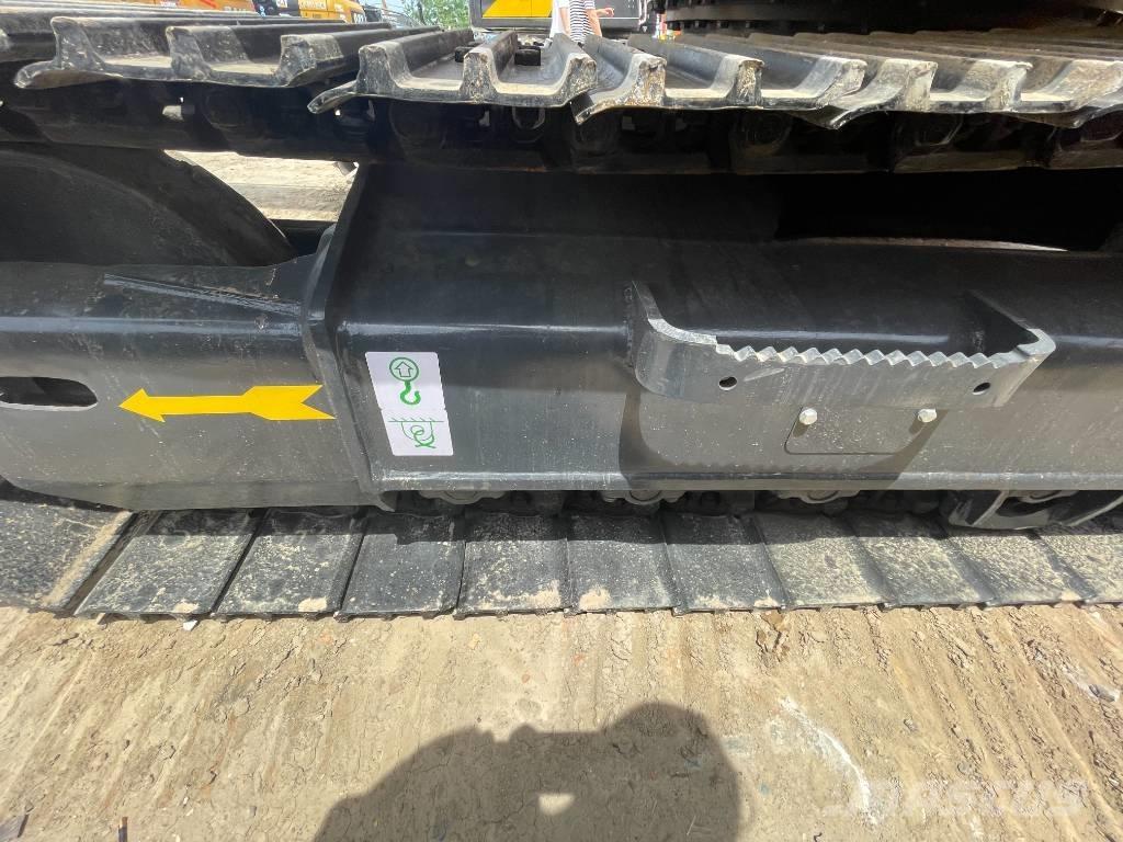 Komatsu PC 130 大型油圧ショベル12t以上（パワーショベル・ユンボ）