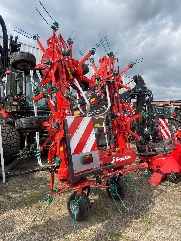 Kverneland 8590 テッダー・テッダーレーキ