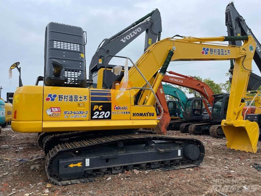 Komatsu PC 220 大型油圧ショベル12t以上（パワーショベル・ユンボ）