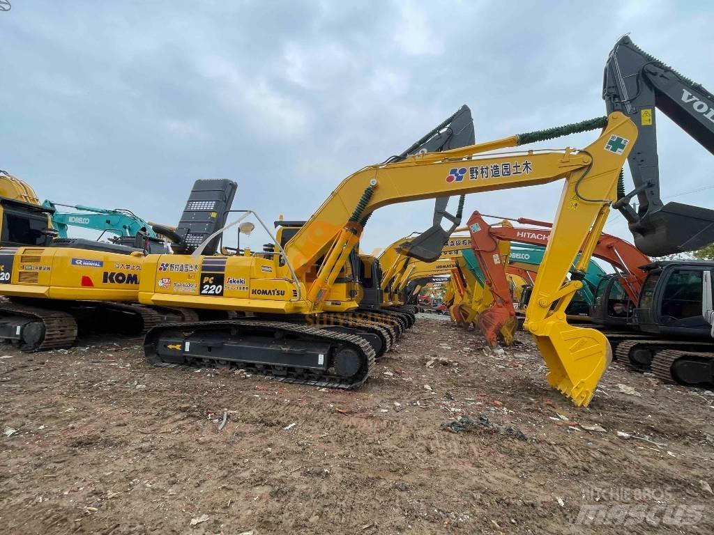 Komatsu PC 220 大型油圧ショベル12t以上（パワーショベル・ユンボ）