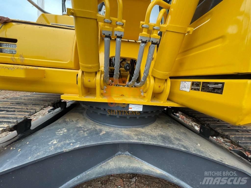 Komatsu PC 220 大型油圧ショベル12t以上（パワーショベル・ユンボ）