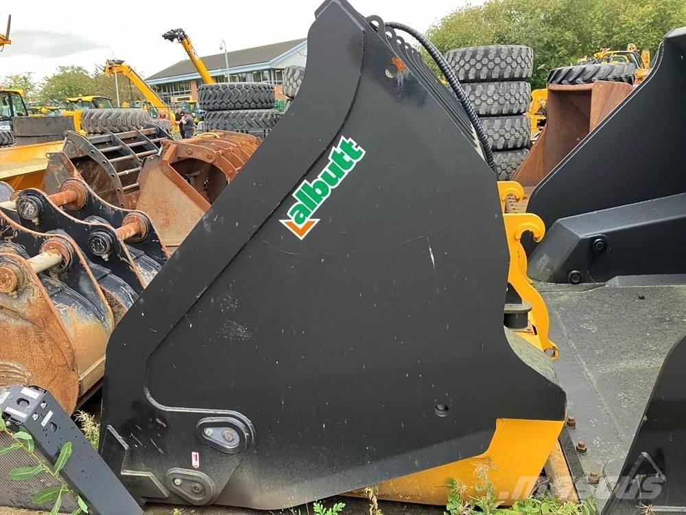Volvo L 120 F ホイールローダー・タイヤショベル