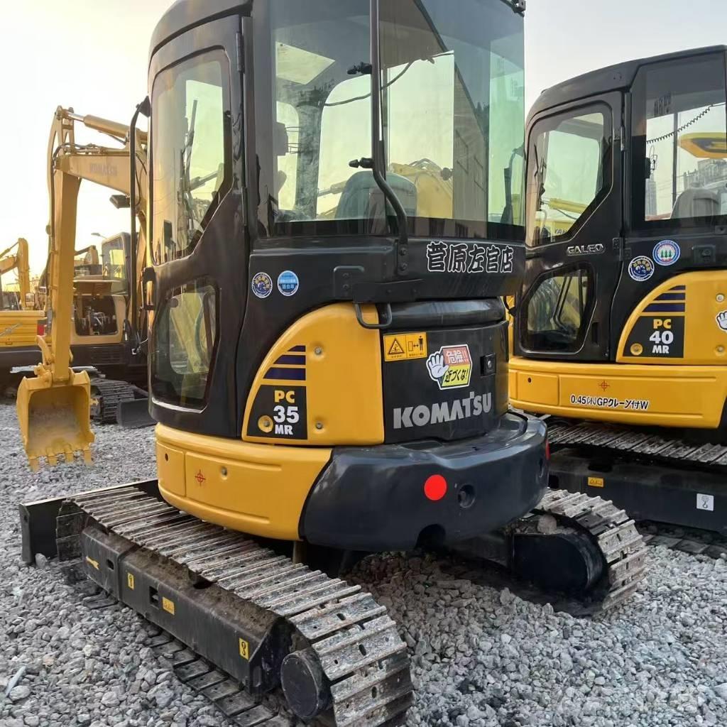 Komatsu PC 35 MR ミニ油圧ショベル 7t以下（ミニユンボ・ミニディガー）