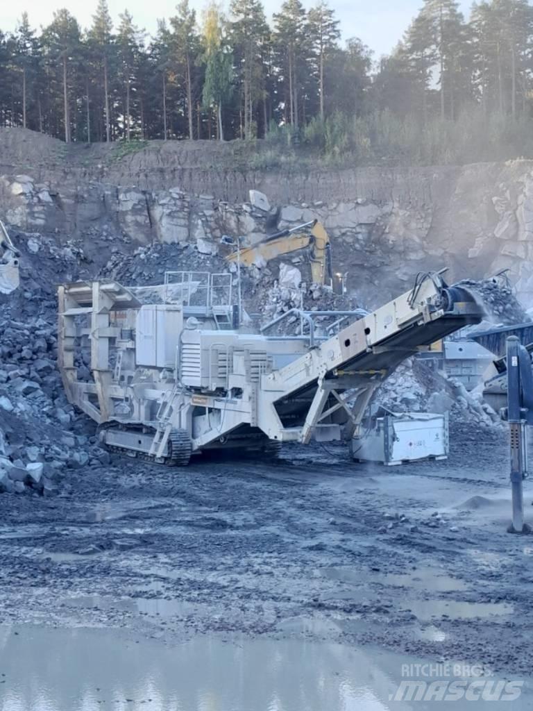 Metso LT 125 自走式クラッシャー