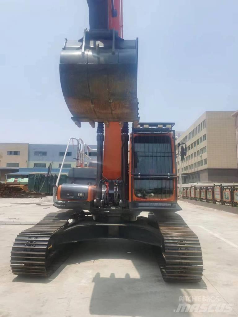Doosan DX 300 LC 大型油圧ショベル12t以上（パワーショベル・ユンボ）