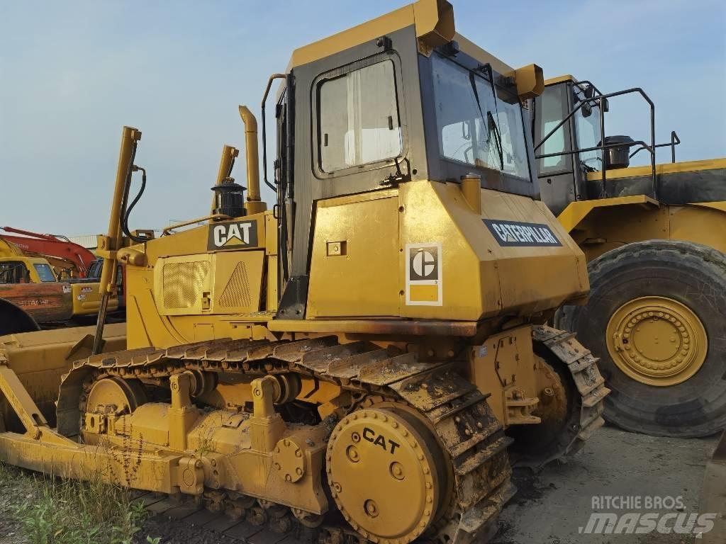 CAT D 6 G ブルドーザー