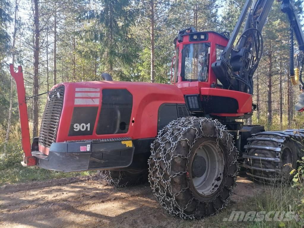 Komatsu 901 ハーベスター