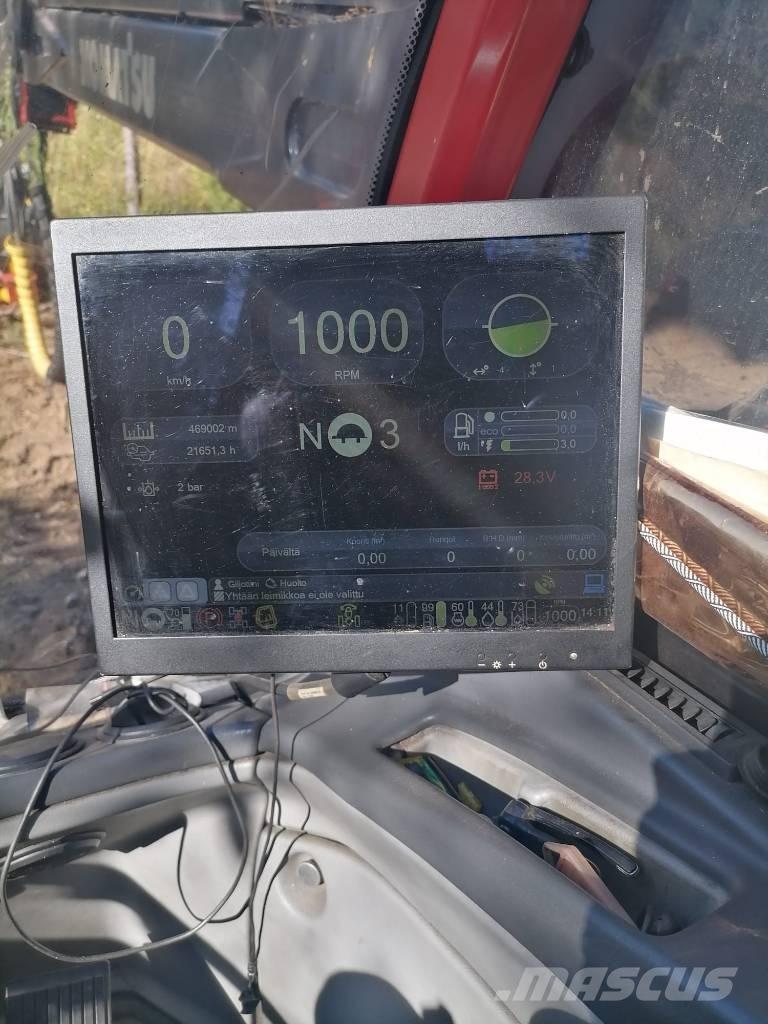 Komatsu 901 ハーベスター