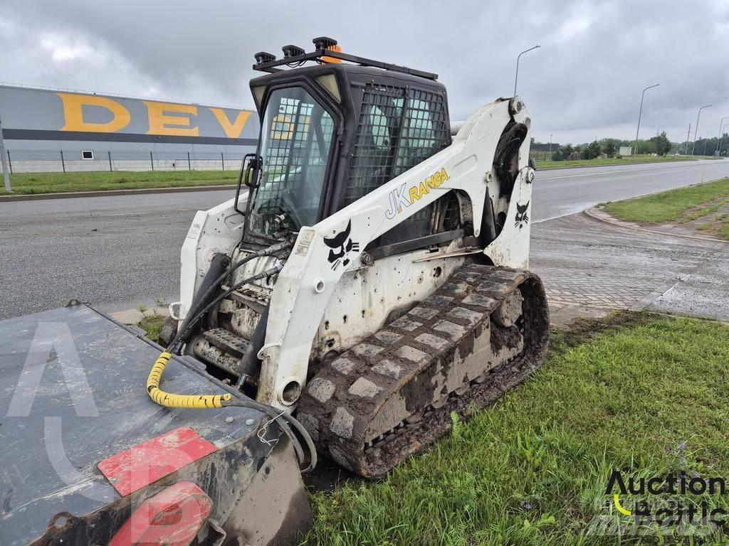 Bobcat T 320 クローラーローダー