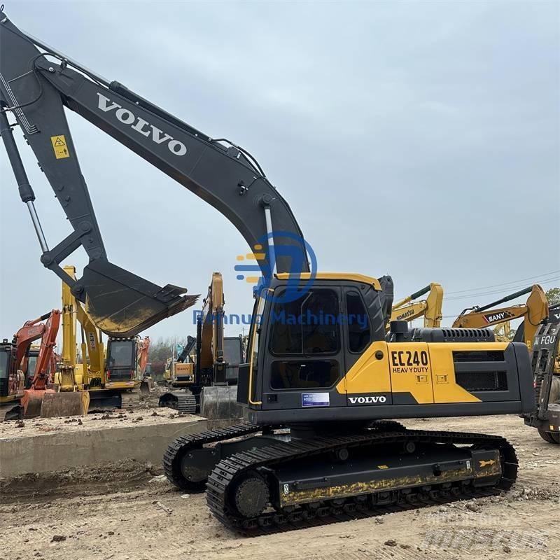 Volvo EC 240 大型油圧ショベル12t以上（パワーショベル・ユンボ）
