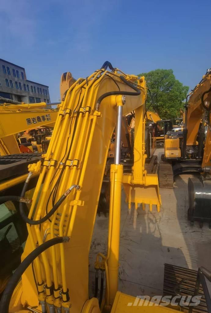 Komatsu PC 220-8 大型油圧ショベル12t以上（パワーショベル・ユンボ）