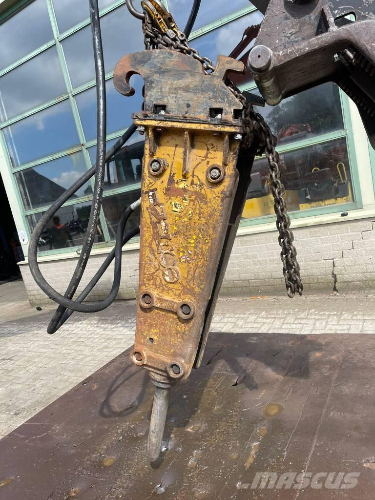 Indeco CW 10 ハンマー／ブレーカ