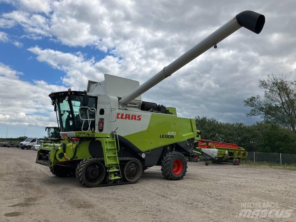 CLAAS LEXION 670 TT コンバイン