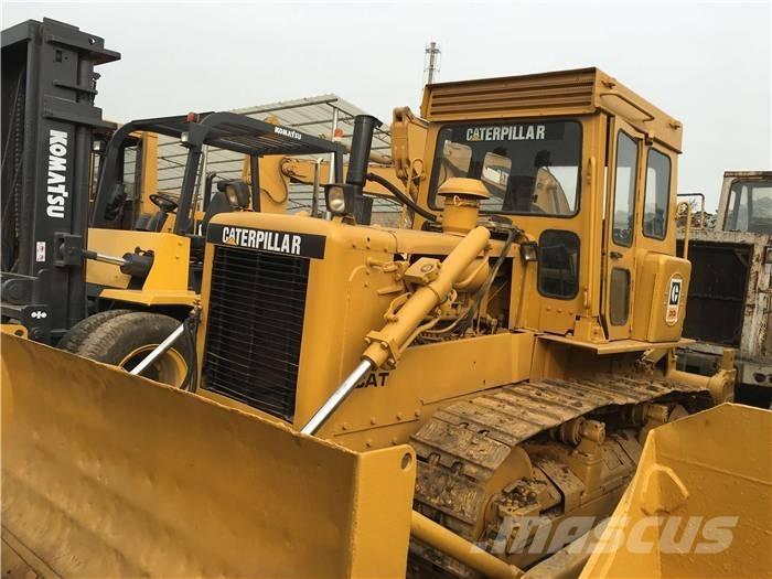 CAT D 6 D ブルドーザー