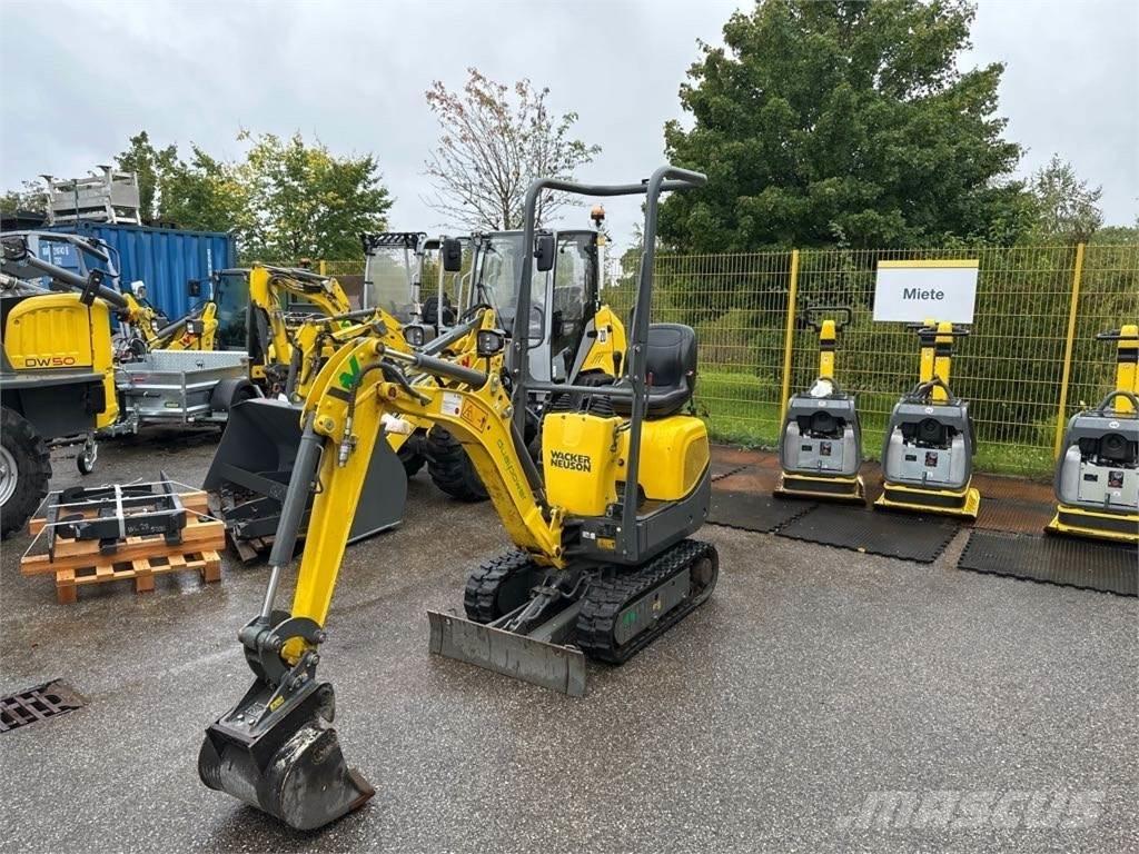 Wacker Neuson 803 大型油圧ショベル12t以上（パワーショベル・ユンボ）