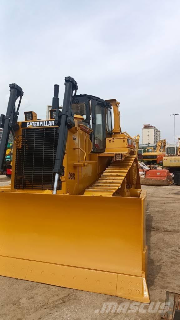 CAT D 8 R ブルドーザー