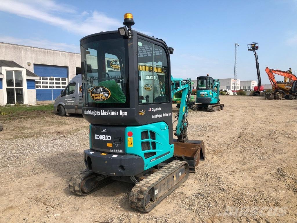 Kobelco SK 17 SR-5 ミニ油圧ショベル 7t以下（ミニユンボ・ミニディガー）