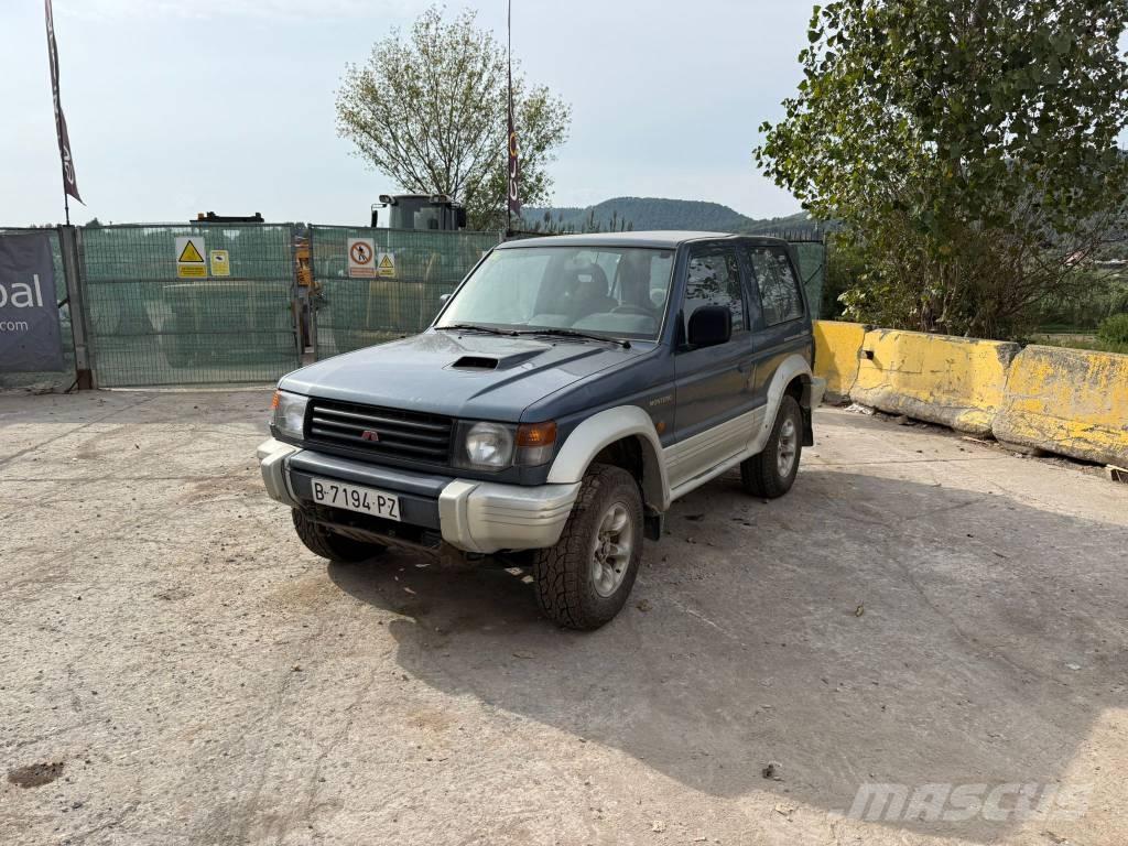 Mitsubishi Montero 自動車