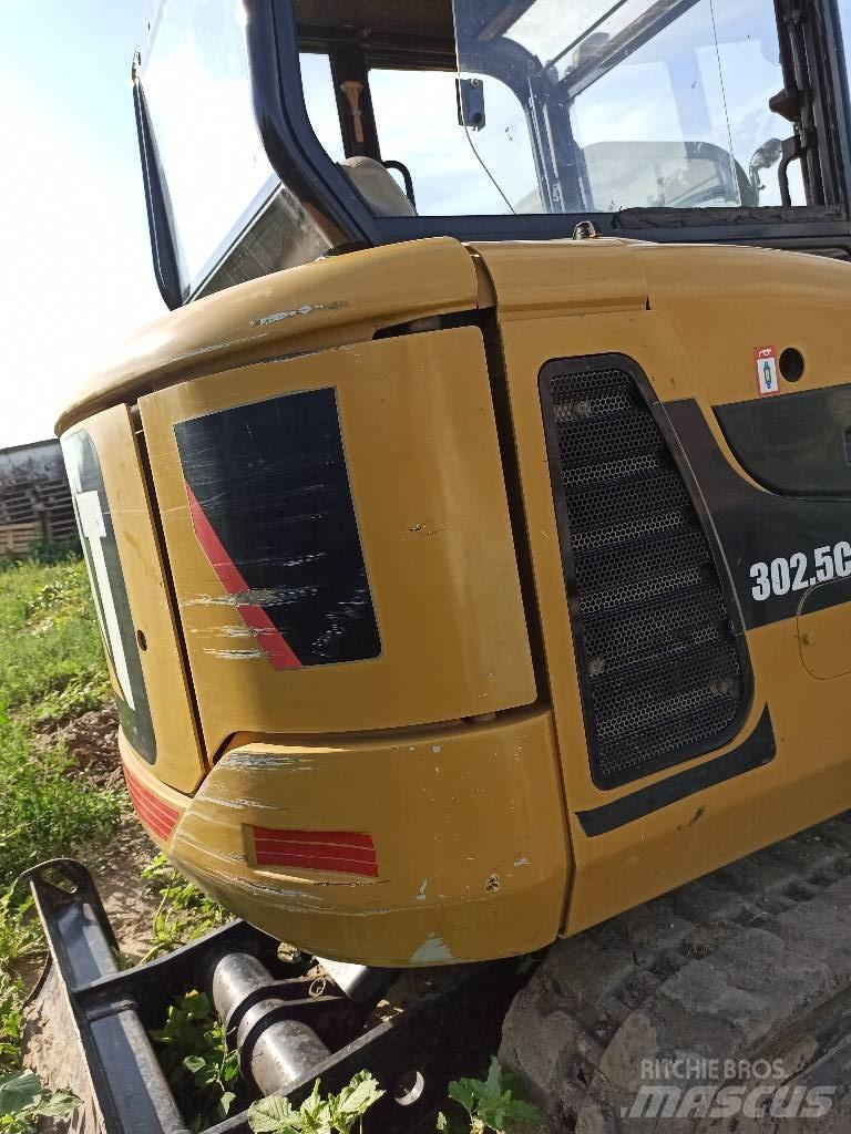 CAT 302.5 C ミニ油圧ショベル 7t以下（ミニユンボ・ミニディガー）