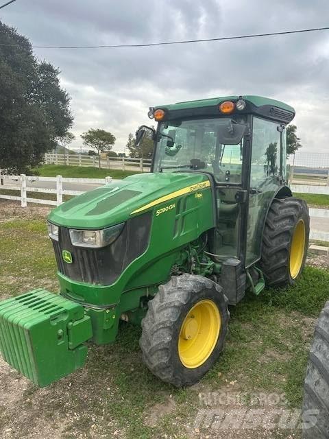 John Deere 5090 GN トラクター