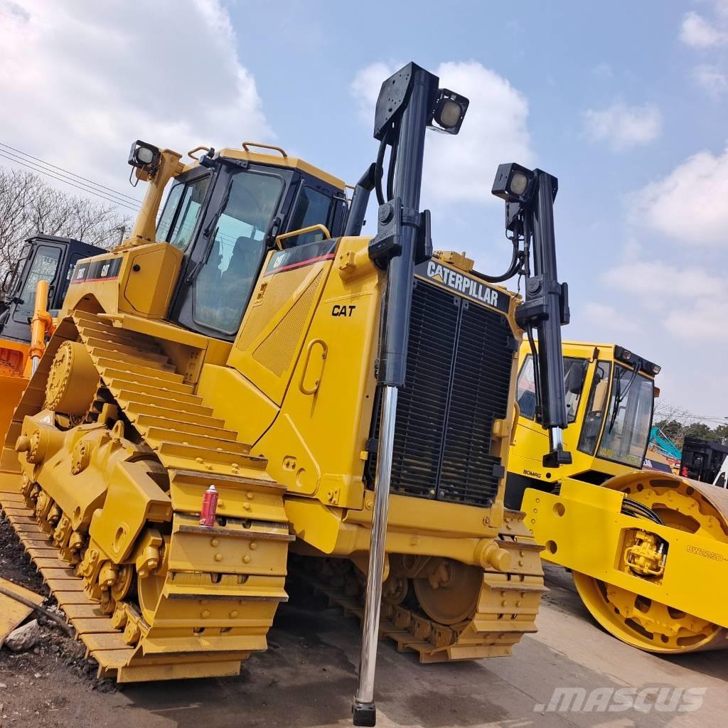 CAT D 8 T ブルドーザー