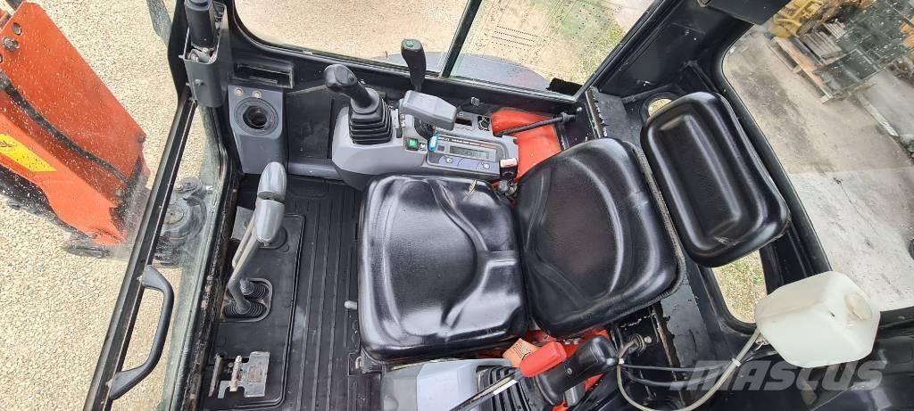 Kubota U 25-3 ミニ油圧ショベル 7t以下（ミニユンボ・ミニディガー）