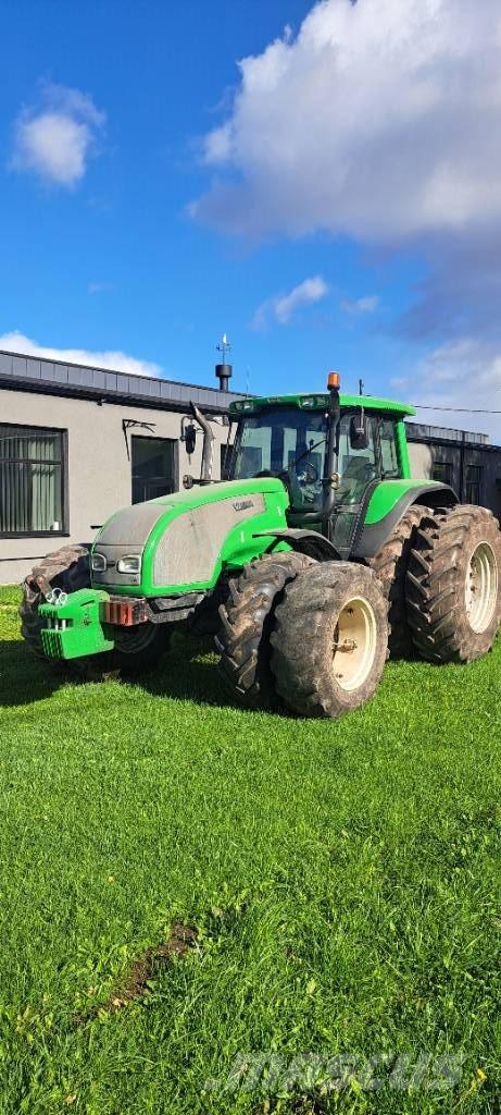 Valtra T170-4 トラクター