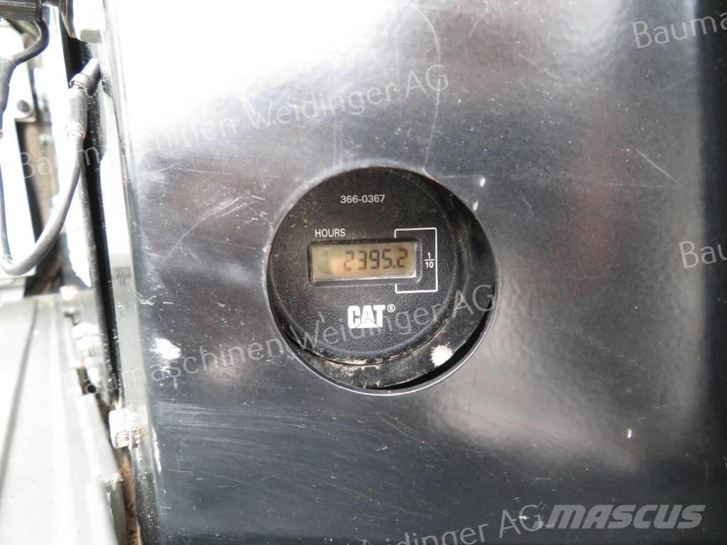 CAT 304 E CR ミニ油圧ショベル 7t以下（ミニユンボ・ミニディガー）